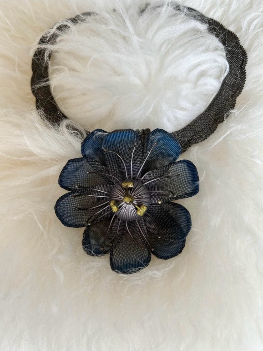 Elegant Navy Blue Flower Statement Necklace - Women's Jewelry